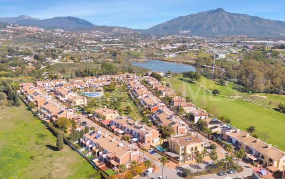 For sale Guadalmina Alta 4 bedrooms town house