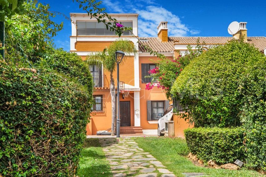 For sale Guadalmina Alta 4 bedrooms town house