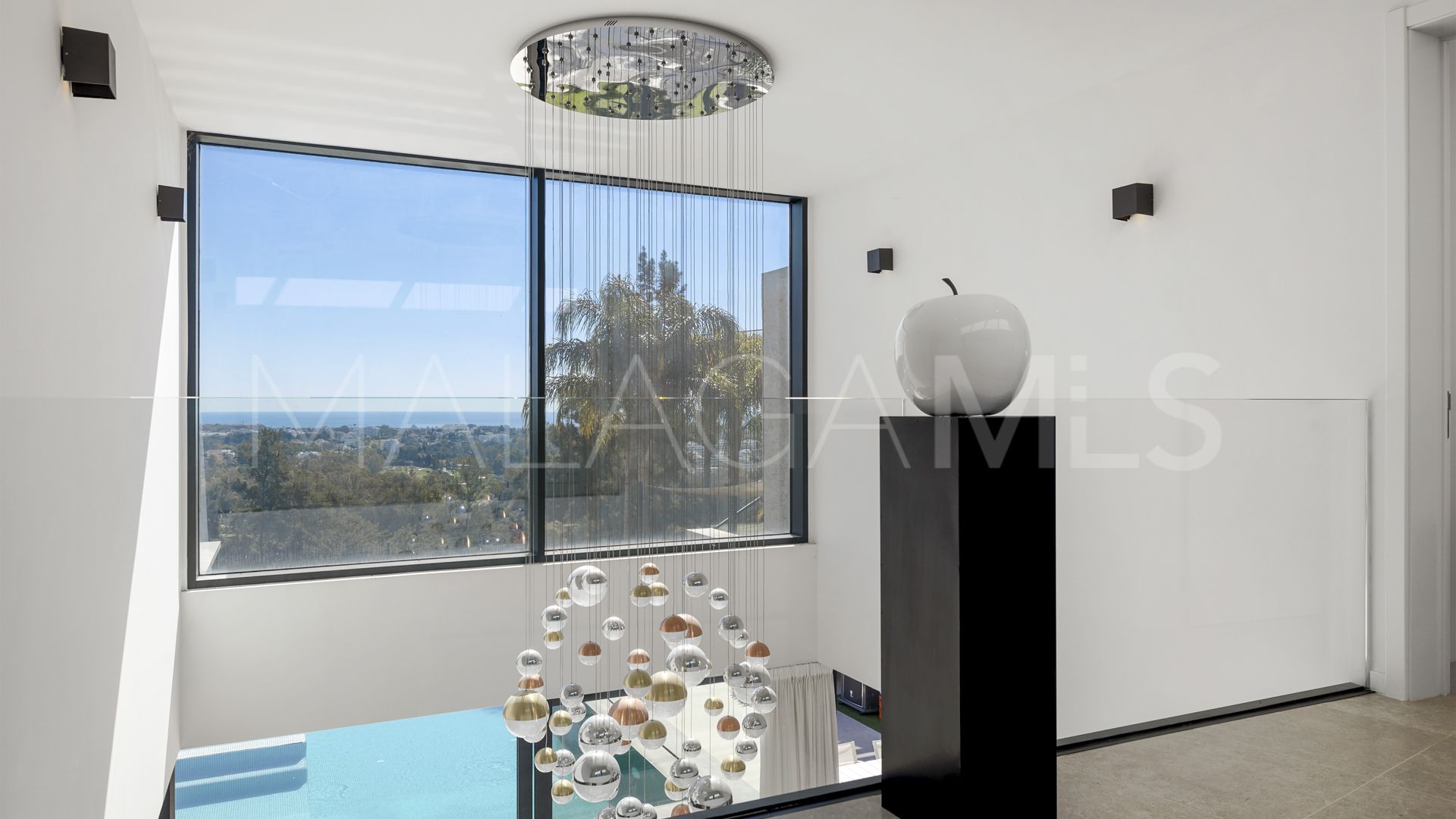 Villa with 5 bedrooms for sale in Benahavis