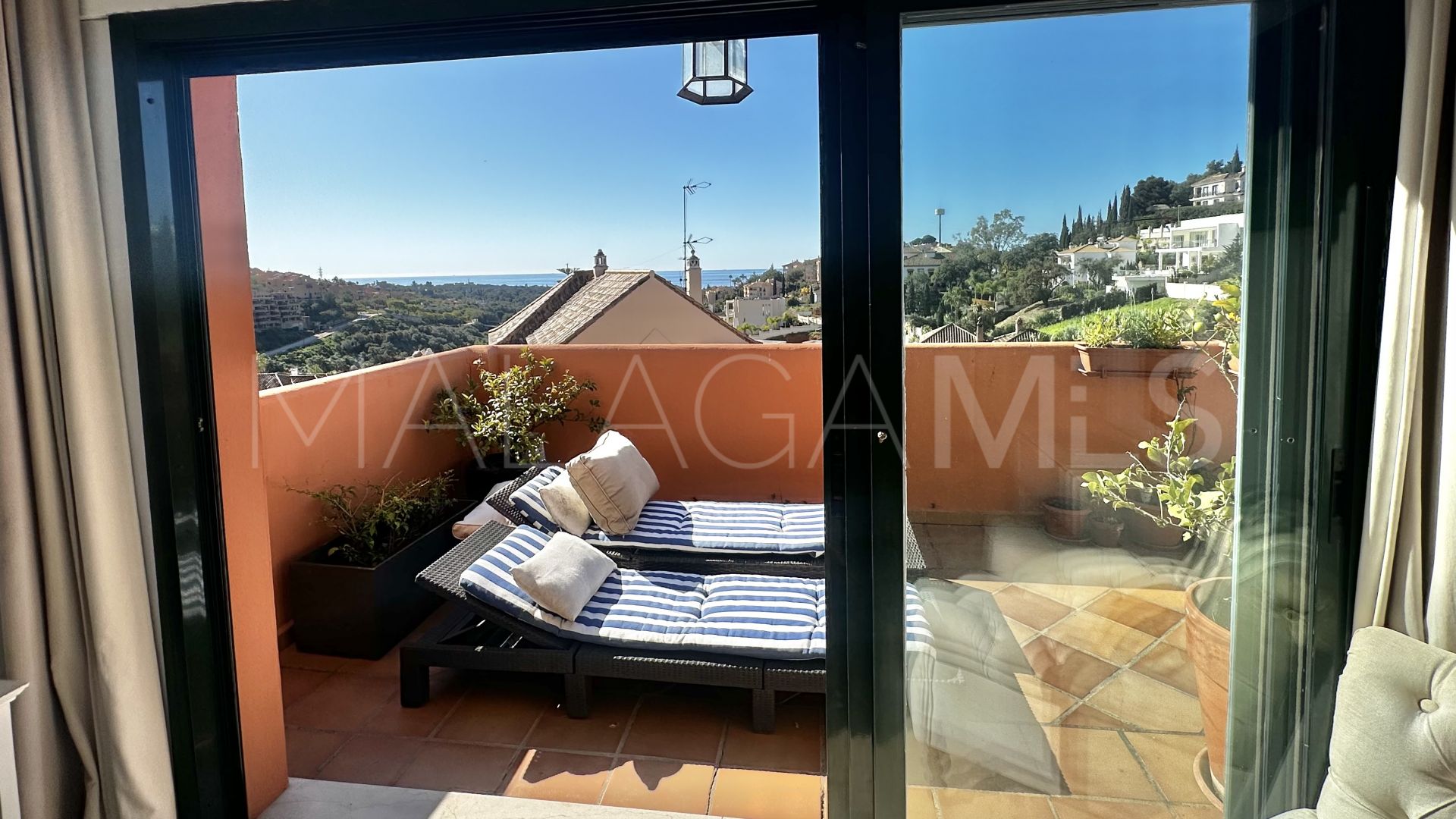 Appartement terrasse for sale in Elviria