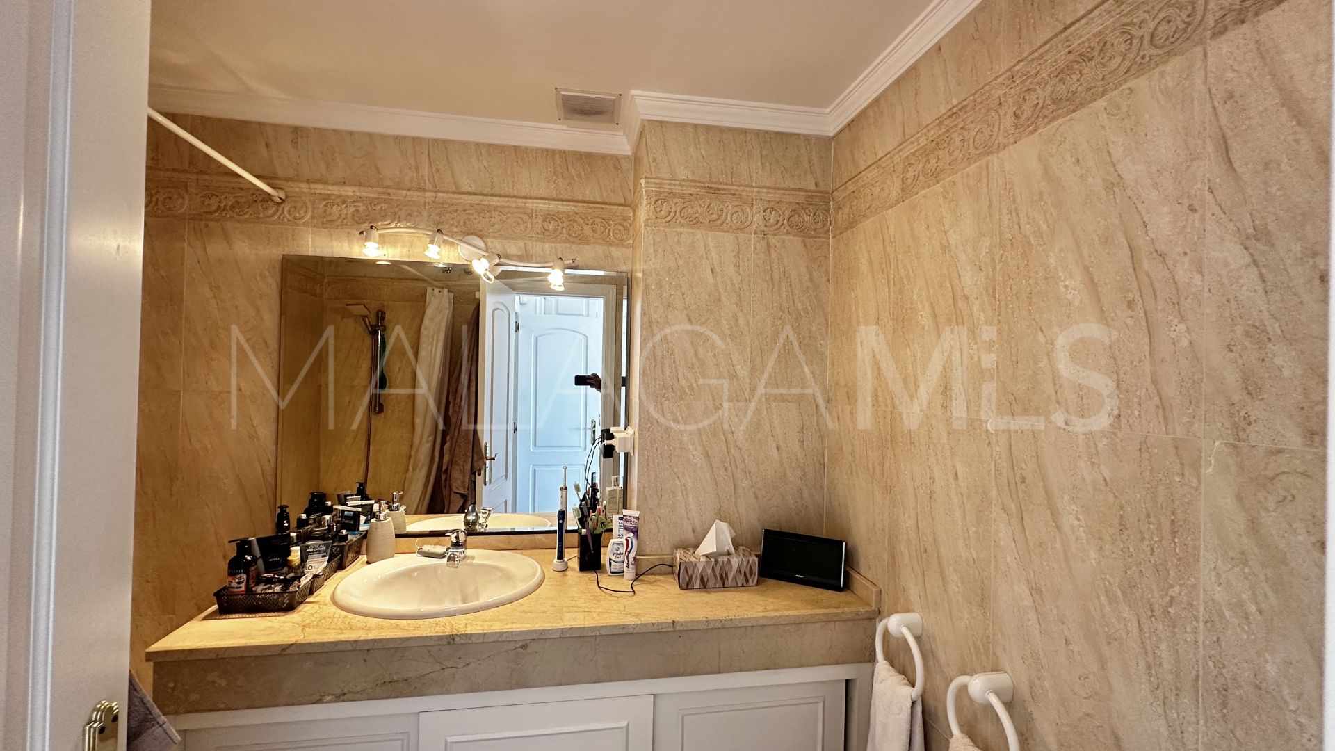 Appartement terrasse for sale in Elviria