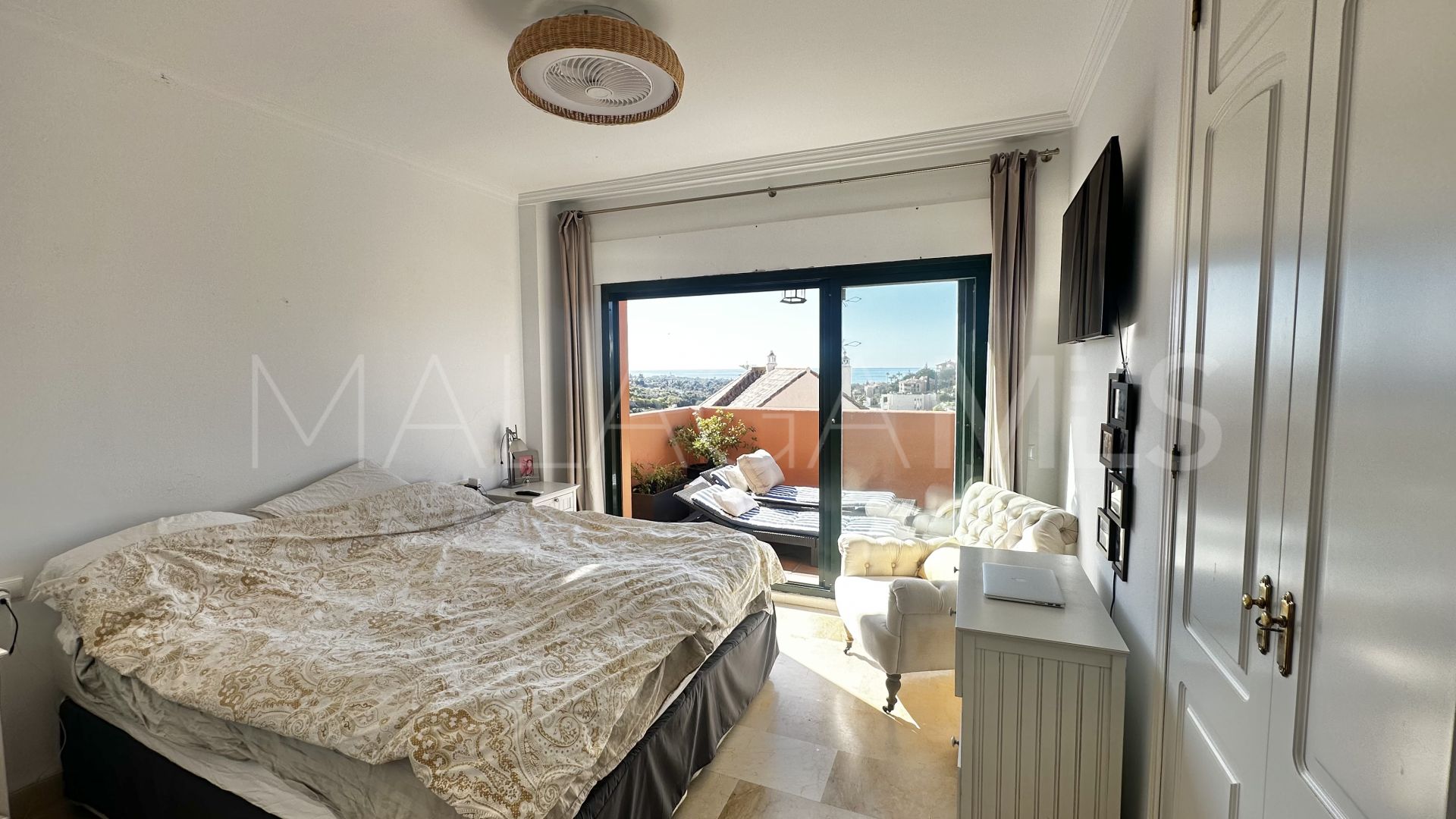 Appartement terrasse for sale in Elviria