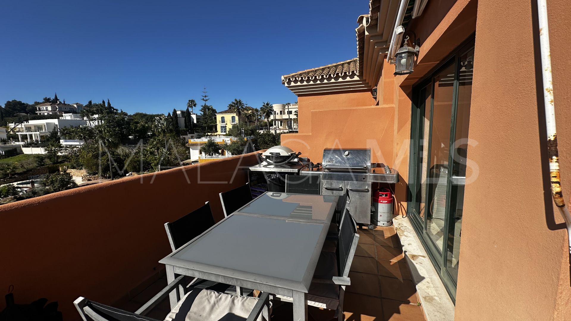 Appartement terrasse for sale in Elviria