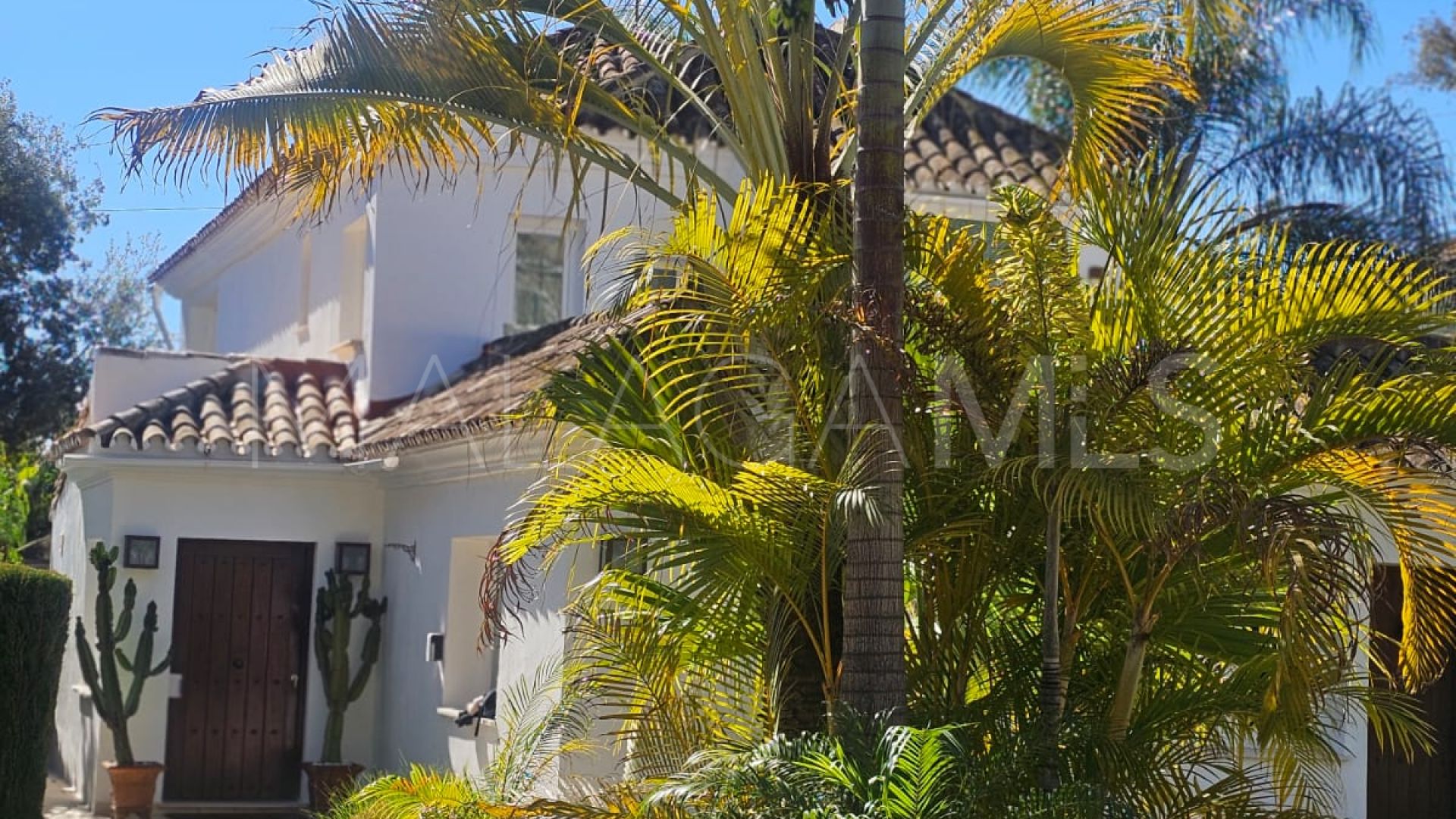 Villa for sale in Sitio de Calahonda