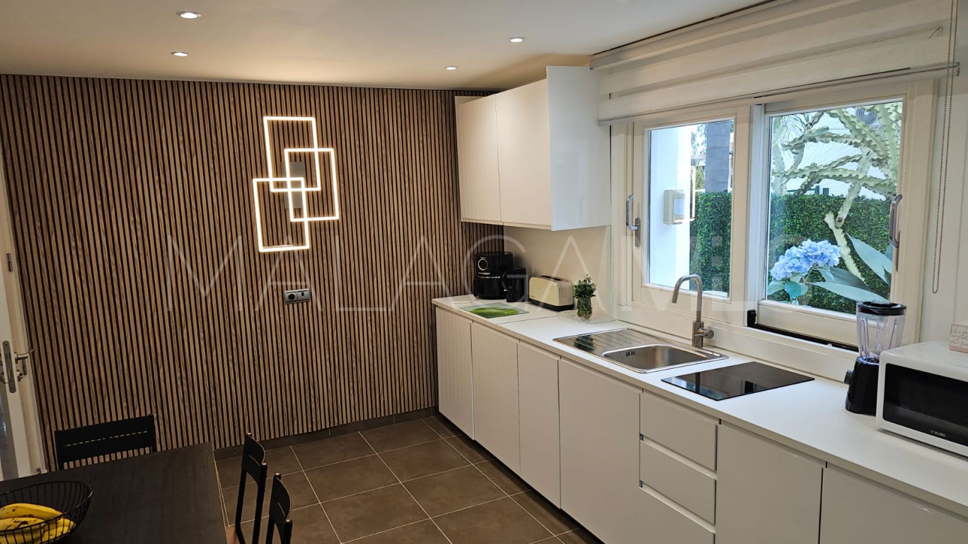 Villa for sale in Sitio de Calahonda