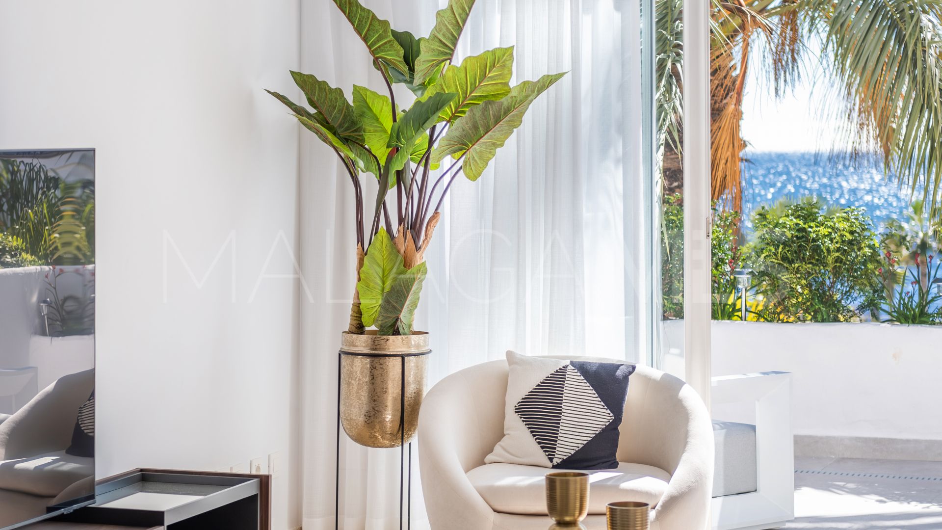 For sale duplex penthouse in Ventura del Mar