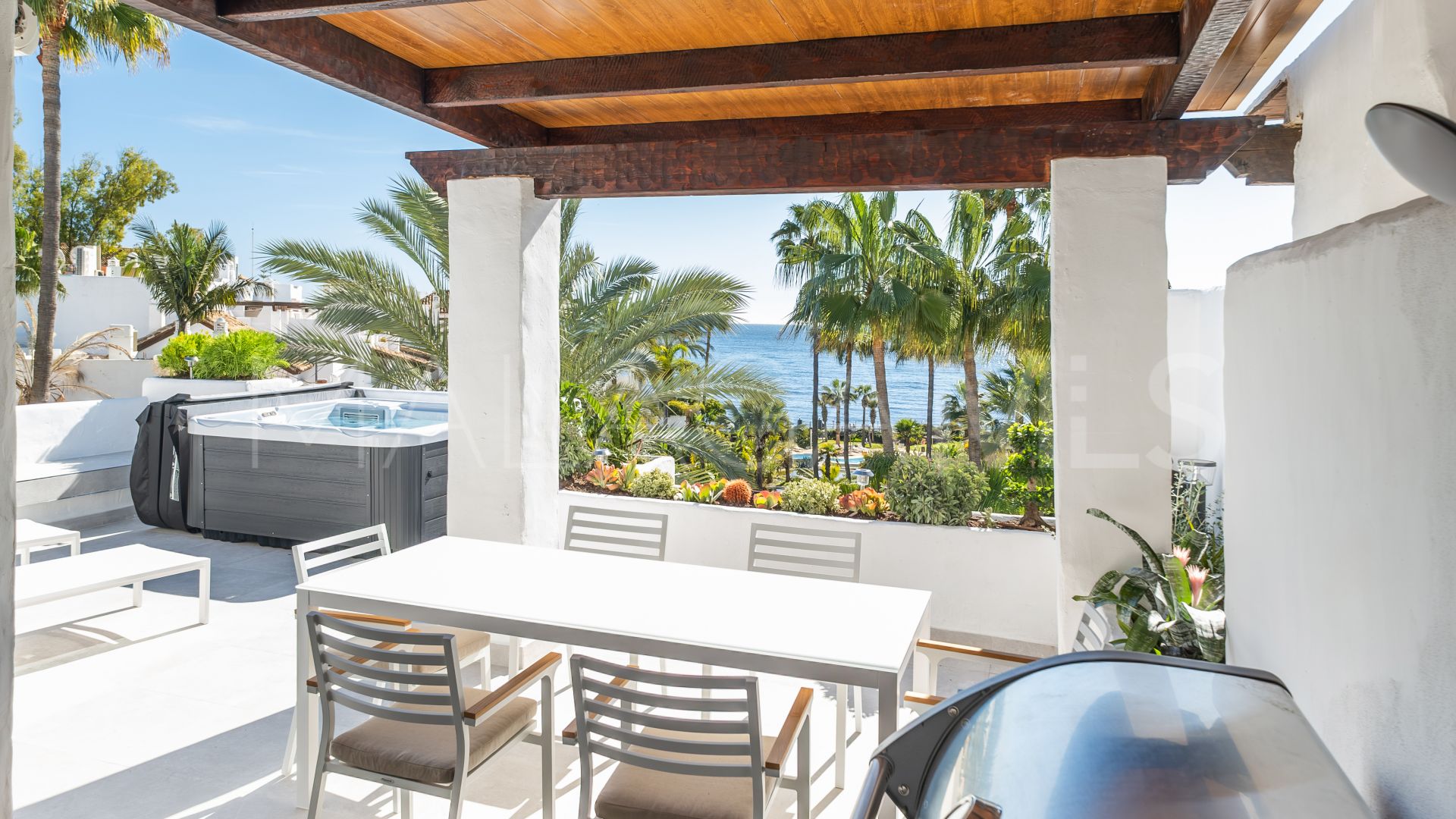 For sale duplex penthouse in Ventura del Mar