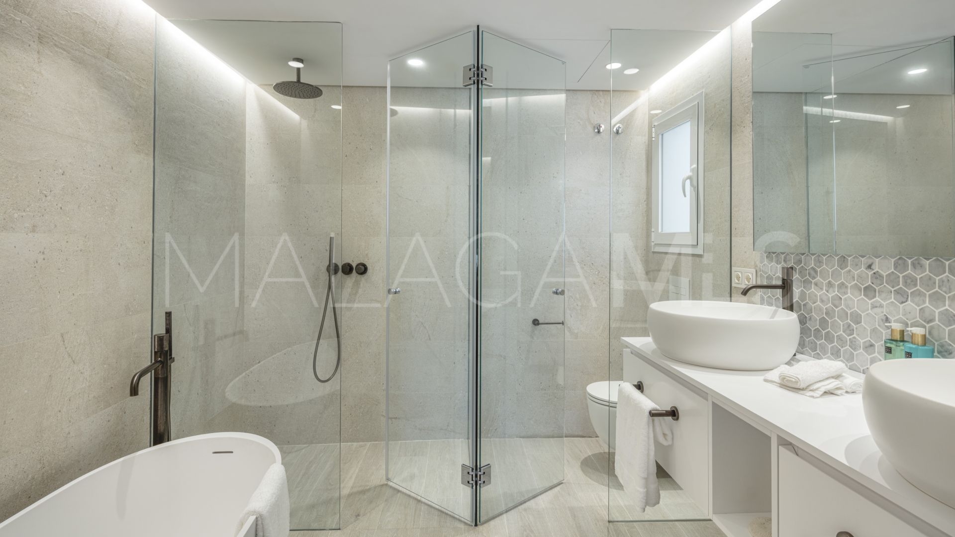 Lägenhet for sale in Marbella Golden Mile