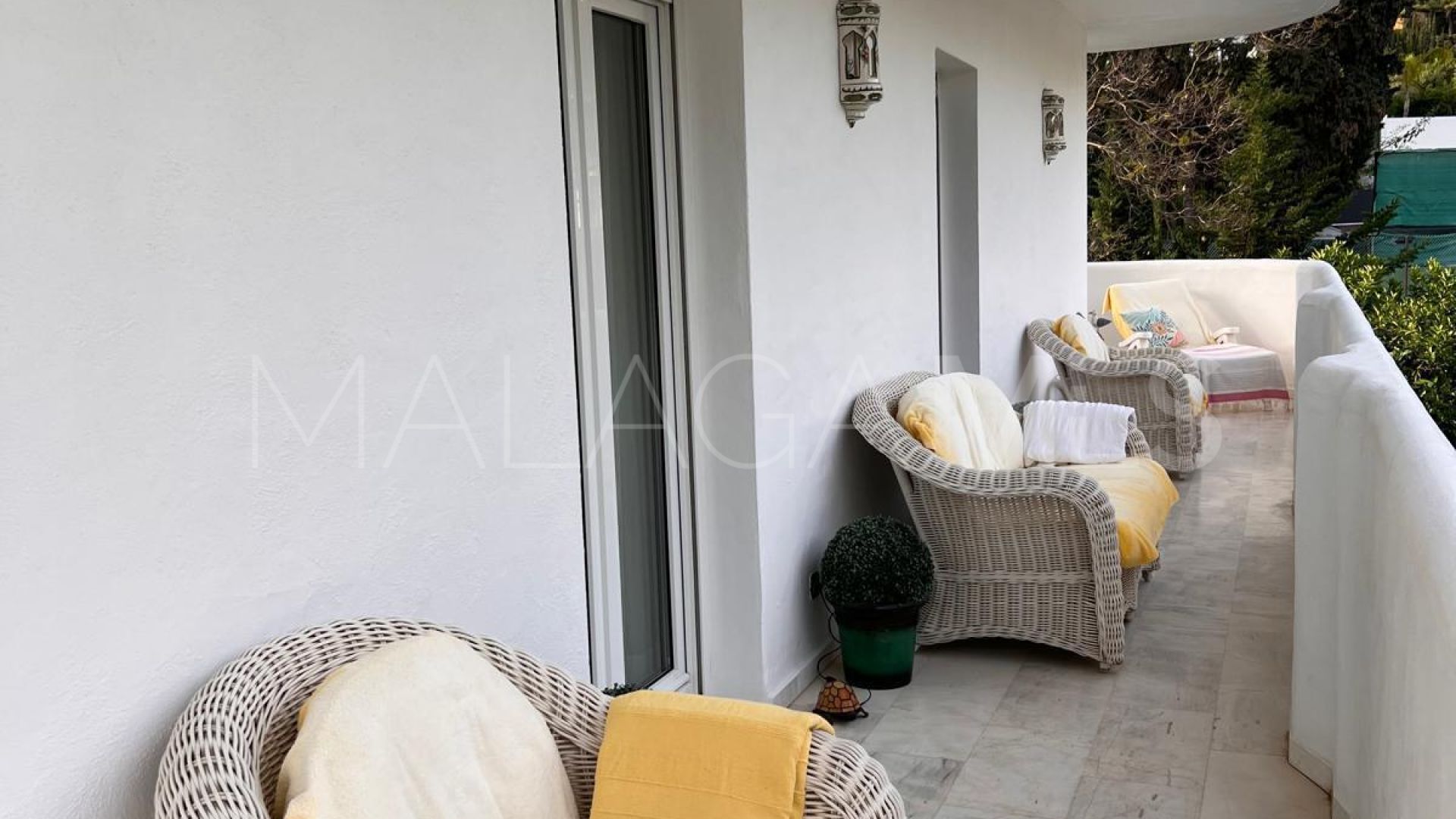 Apartment with 4 bedrooms for sale in Marbella Golden Mile