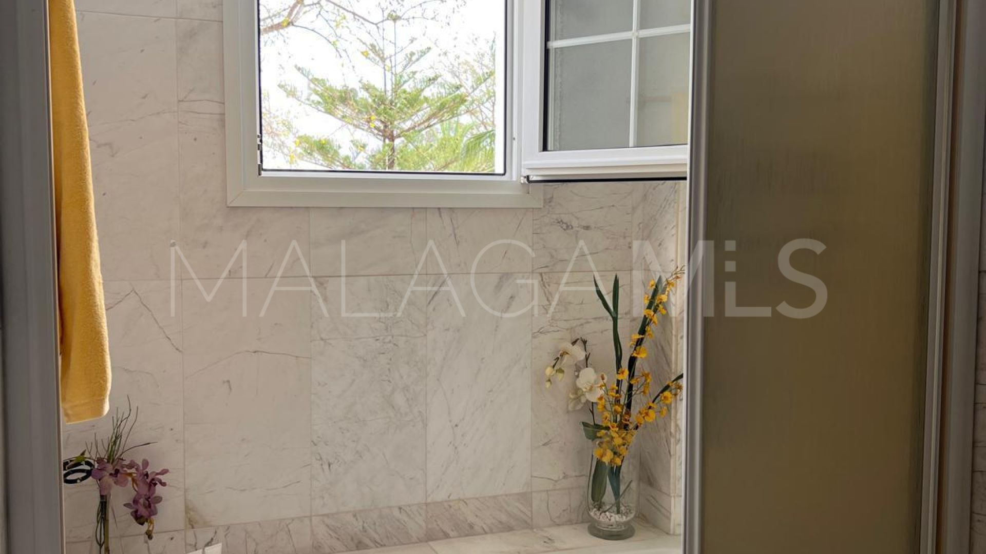 Apartment with 4 bedrooms for sale in Marbella Golden Mile