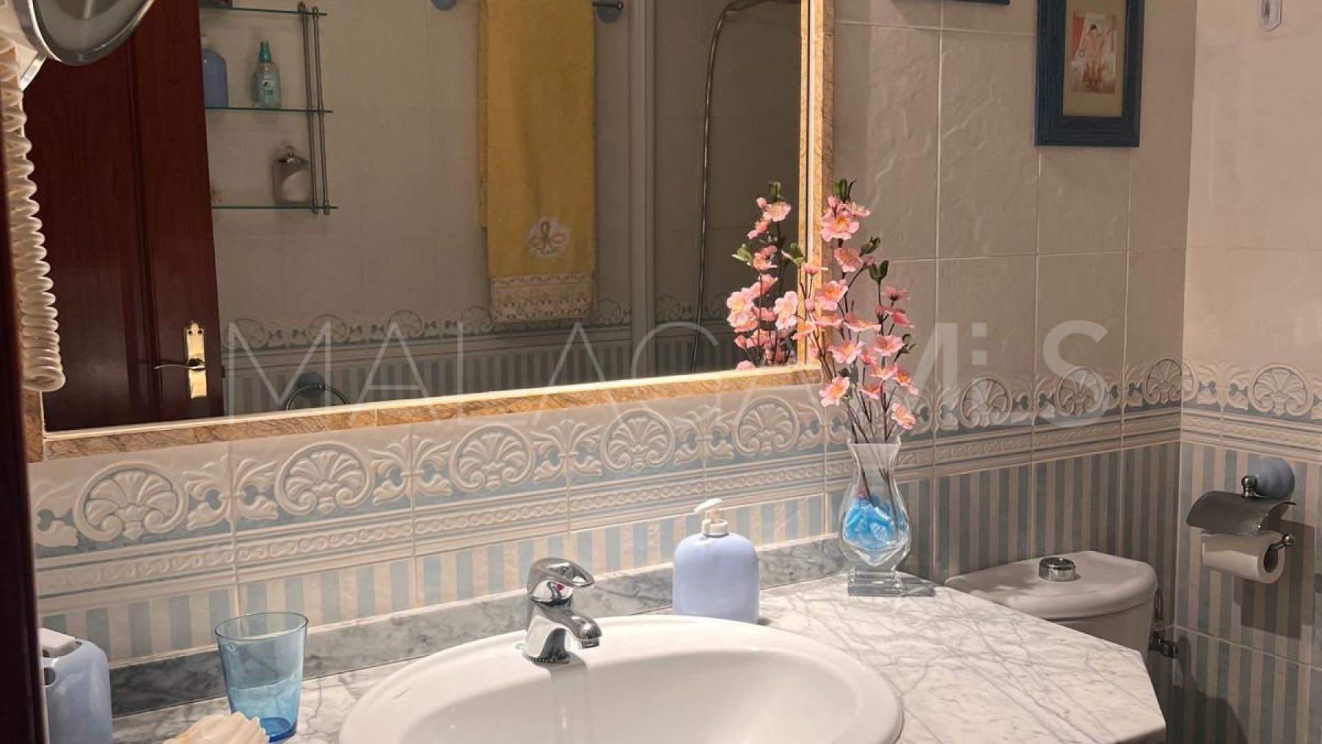 Apartment with 4 bedrooms for sale in Marbella Golden Mile