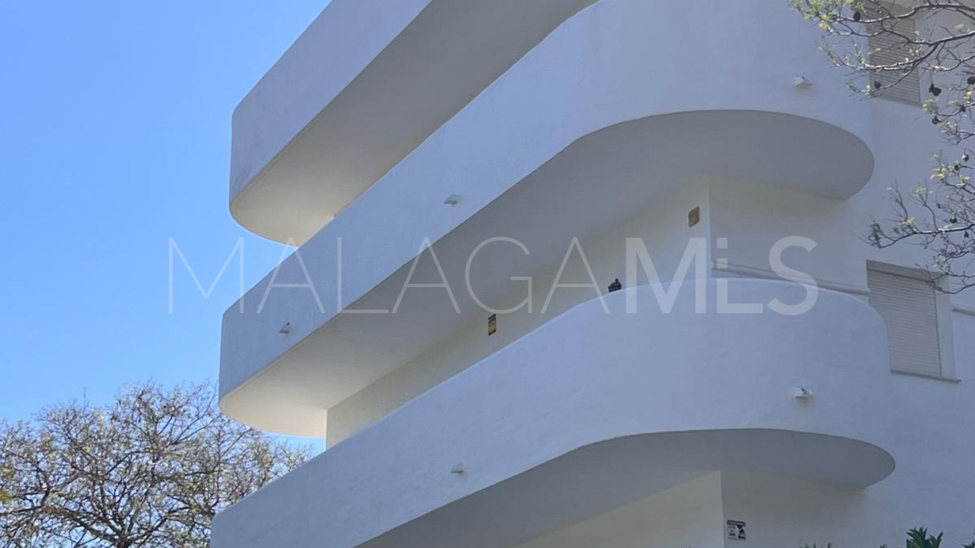 Apartment with 4 bedrooms for sale in Marbella Golden Mile