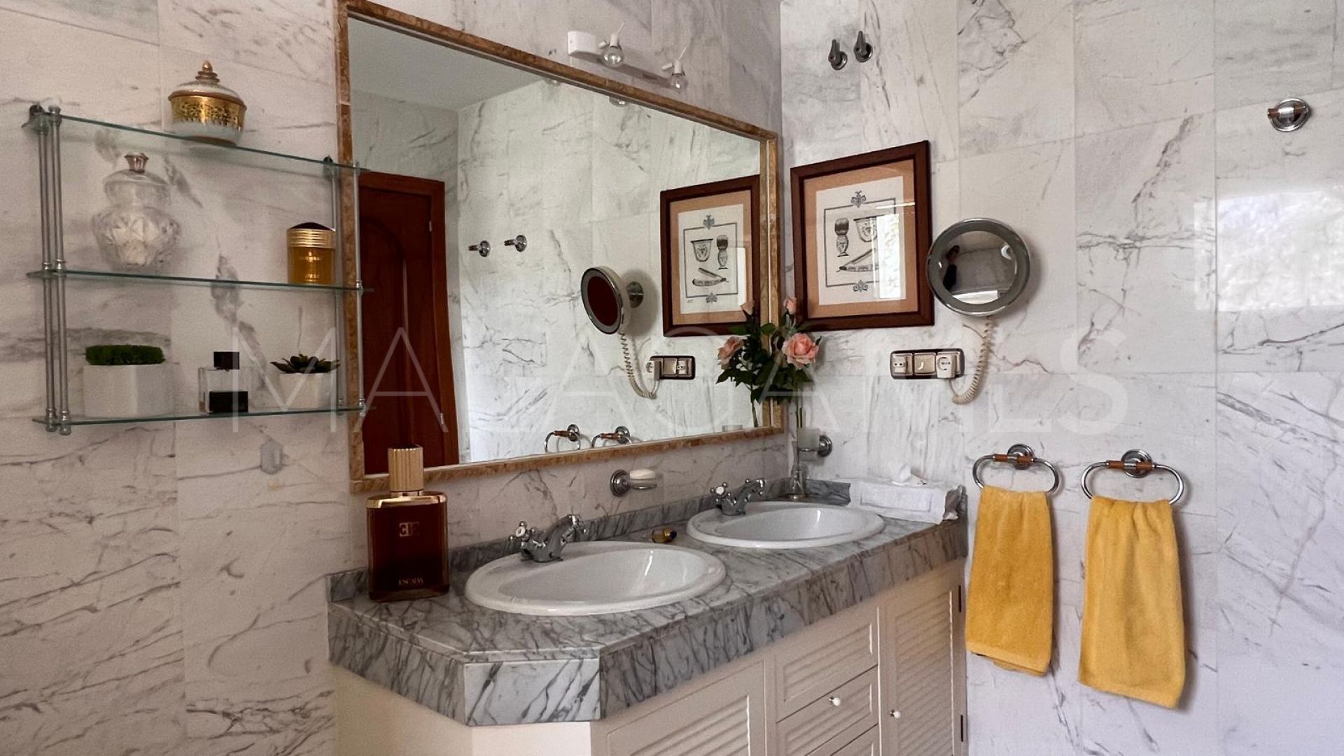Apartment with 4 bedrooms for sale in Marbella Golden Mile
