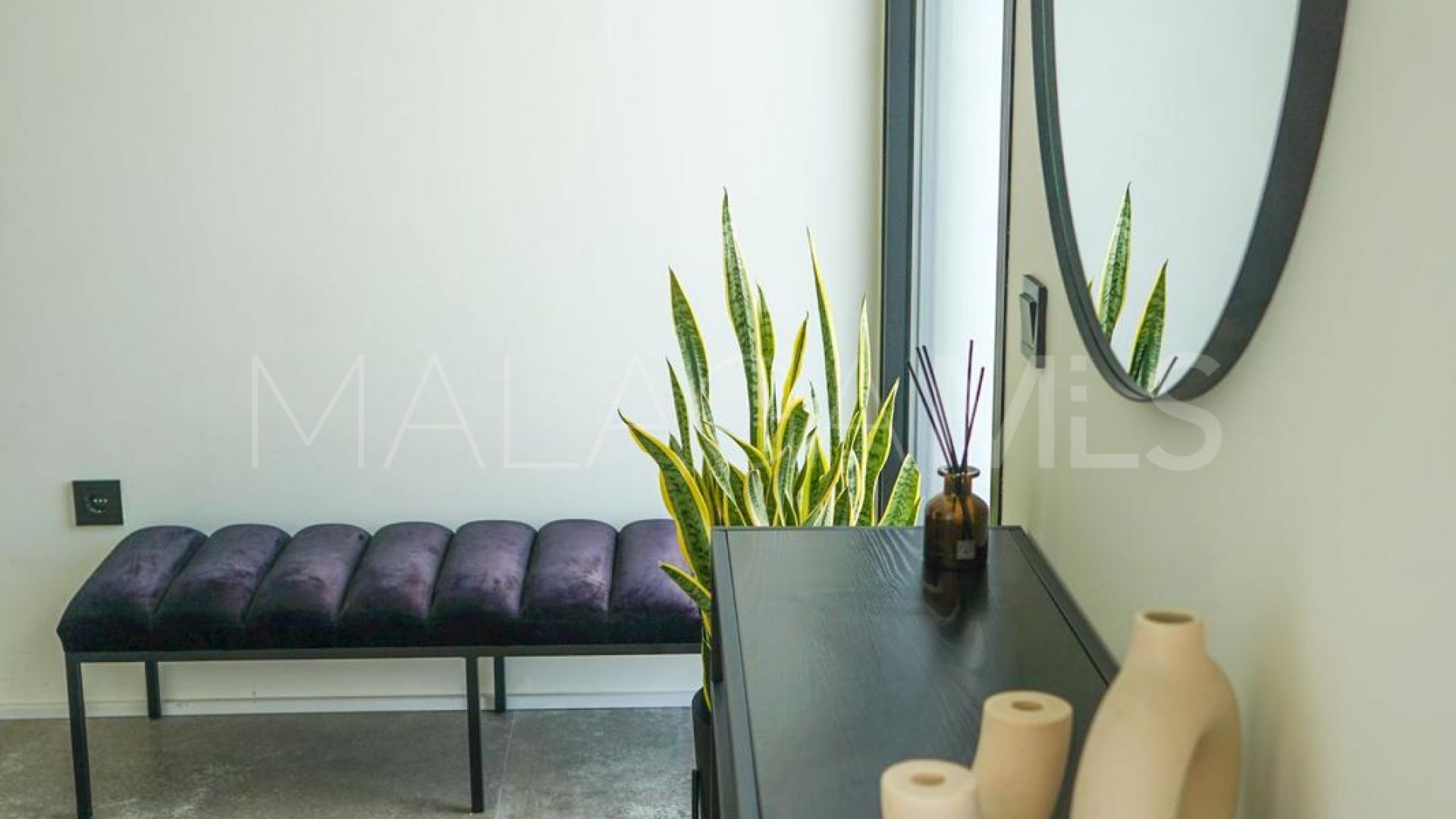 Buy villa in La Alqueria with 5 bedrooms