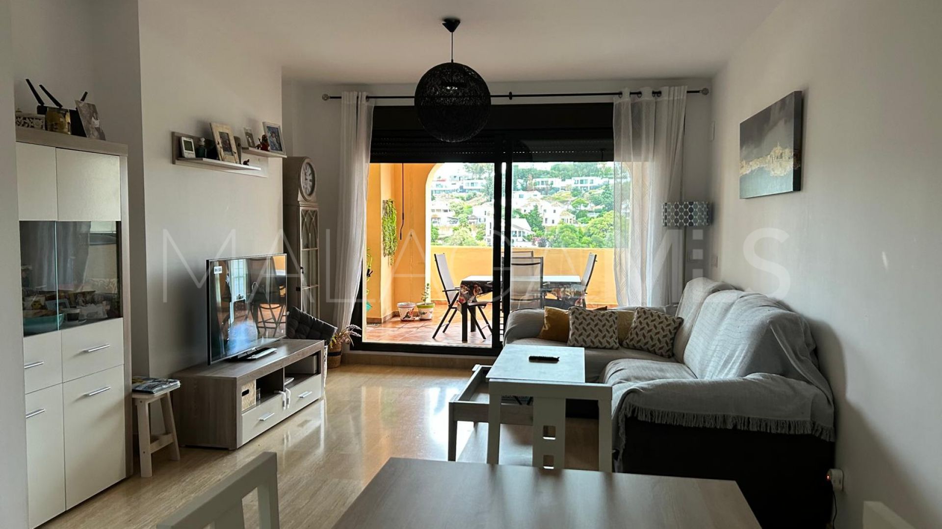 Apartment with 2 bedrooms for sale in Estepona