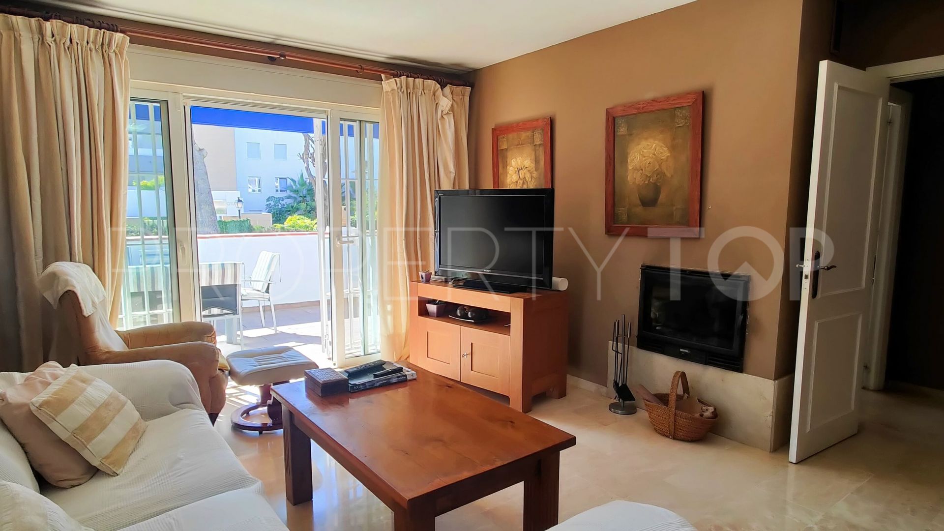 Apartment with 3 bedrooms for sale in Nueva Andalucia