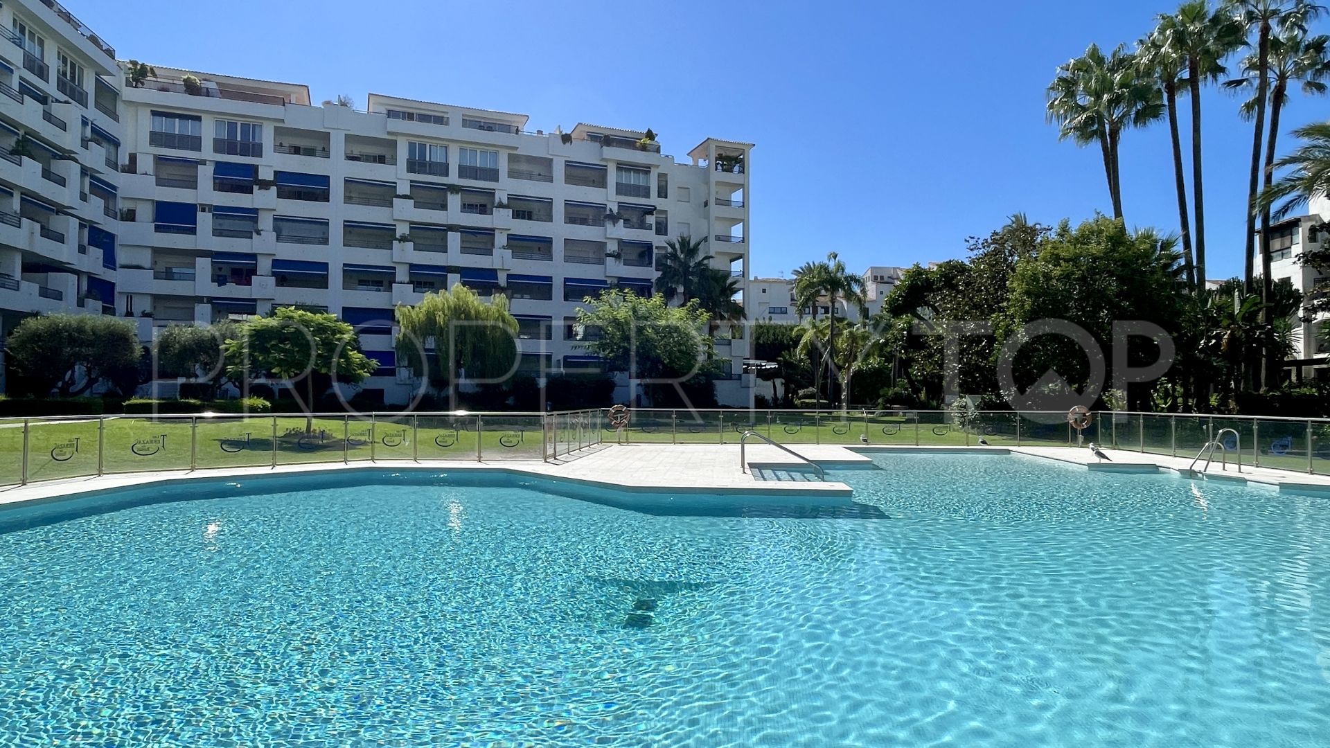 Apartamento en venta de 2 dormitorios en Terrazas de Banus