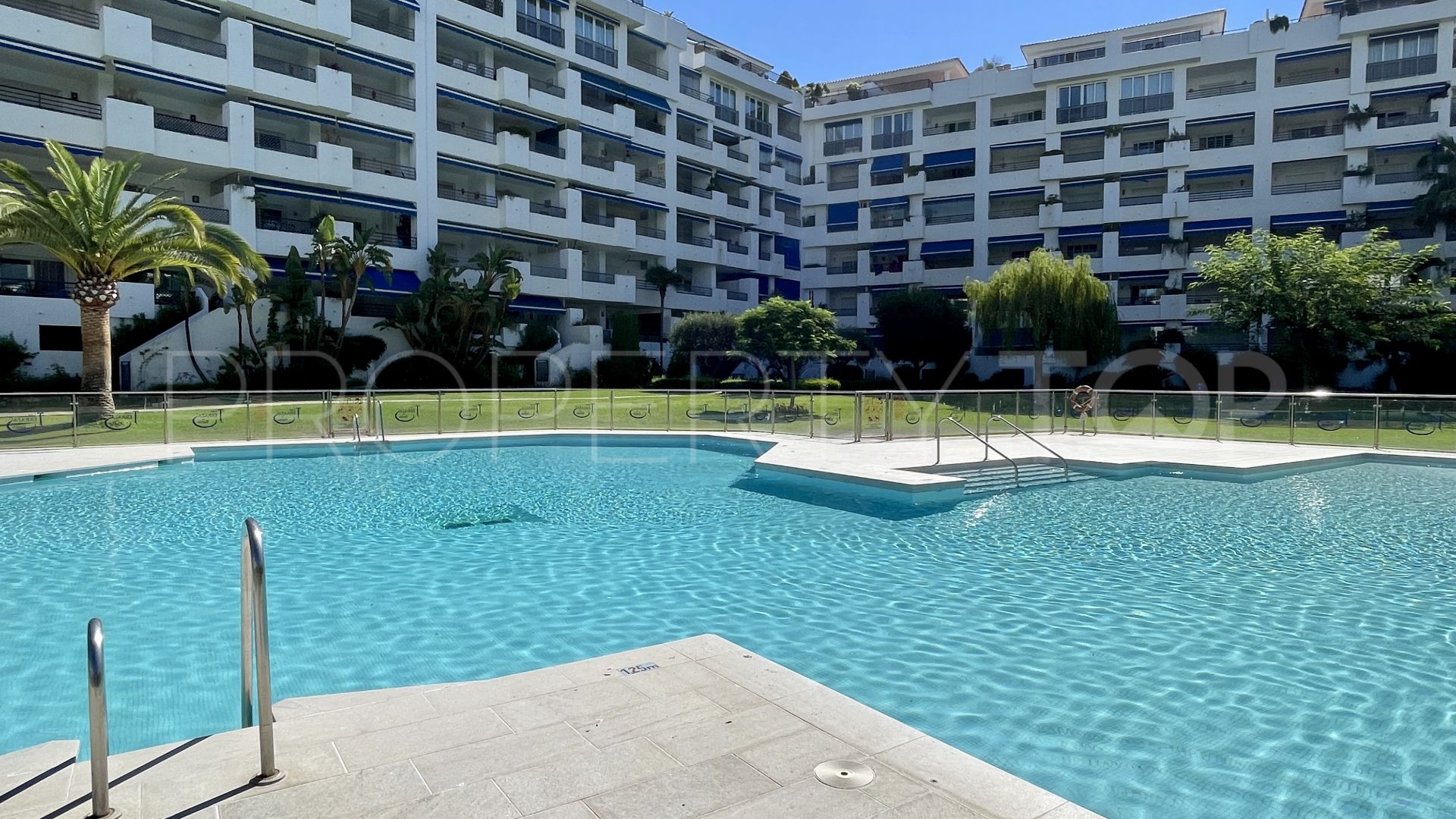 Apartamento en venta de 2 dormitorios en Terrazas de Banus