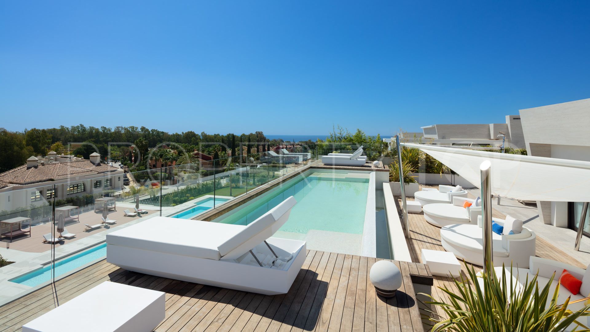 Atico duplex de 4 dormitorios en venta en Epic Marbella by Fendi