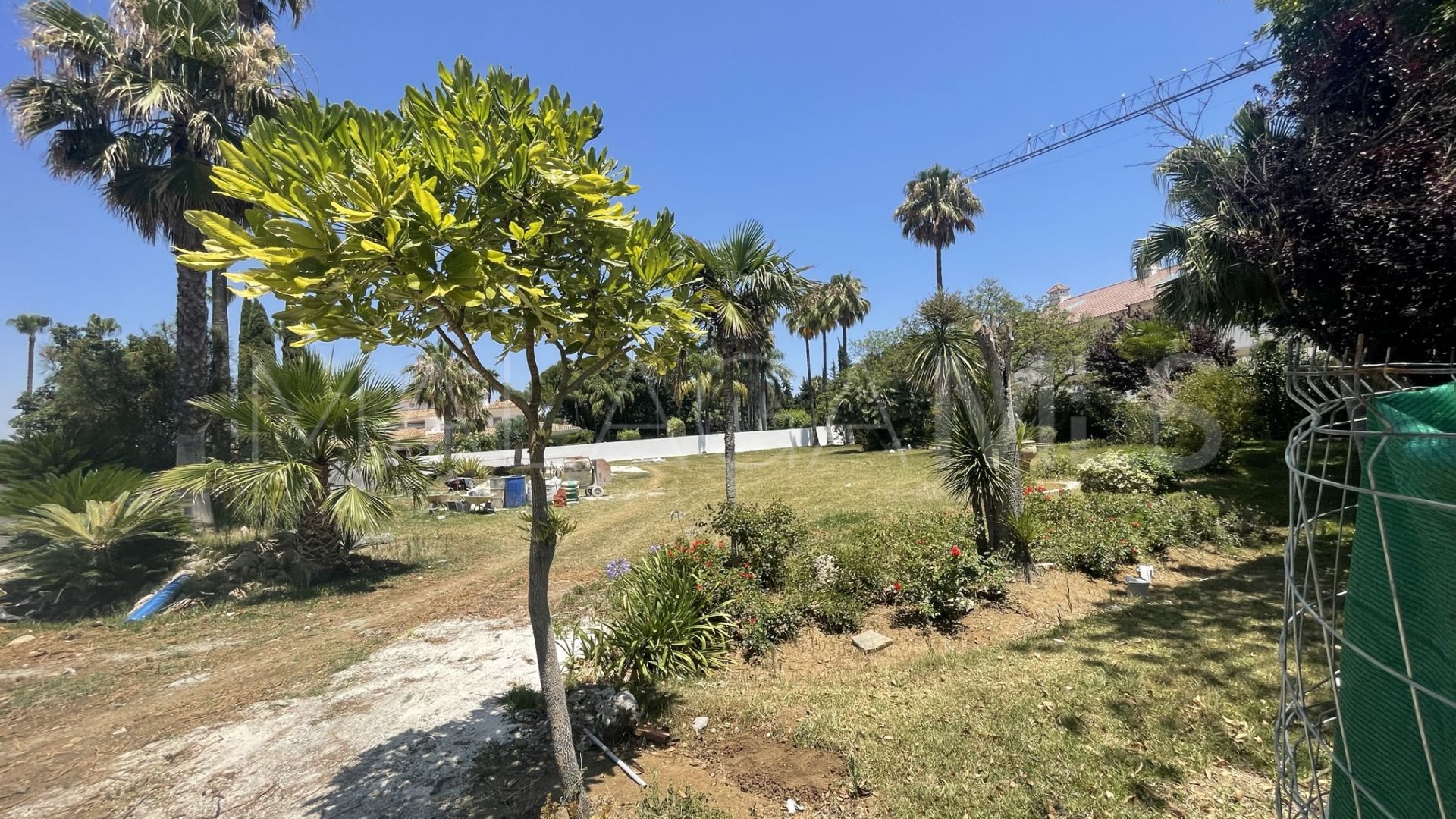 Terrain for sale in Guadalmina Baja