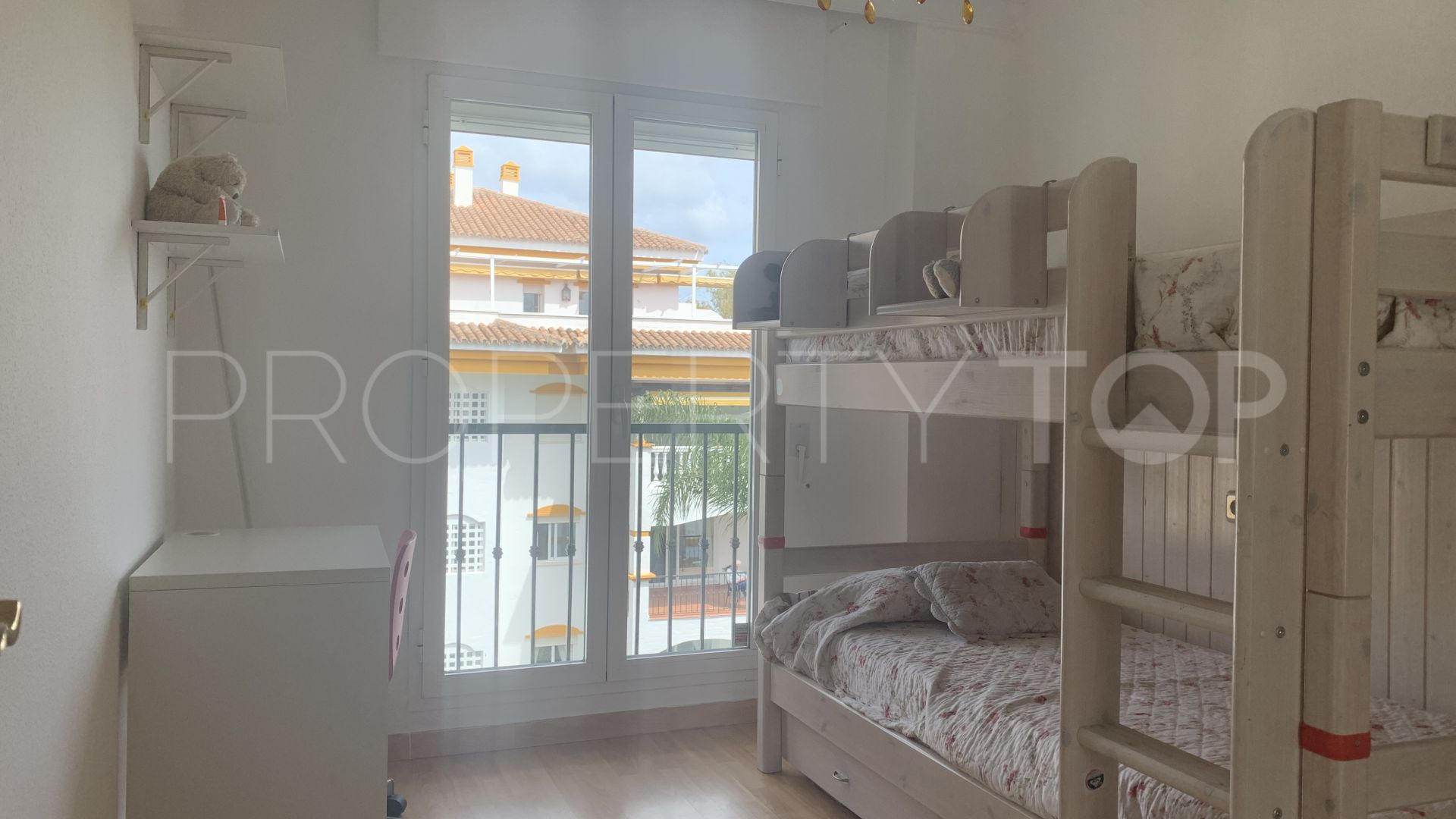 Apartment in Nueva Andalucia for sale
