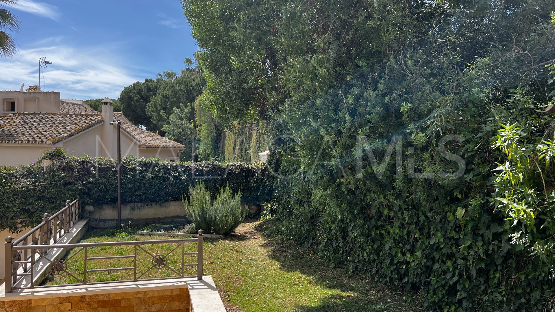 Villa for sale in Marbella Est