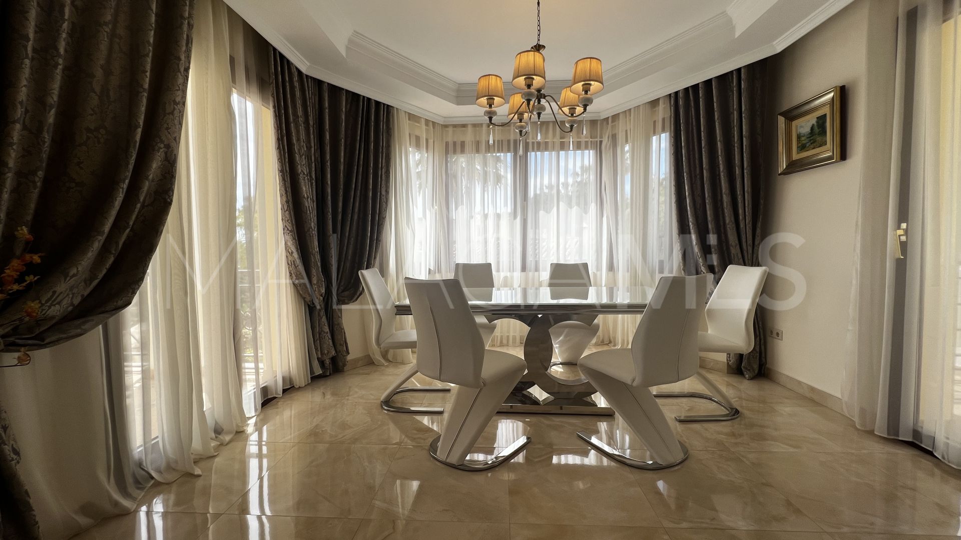 Villa for sale in Marbella Est