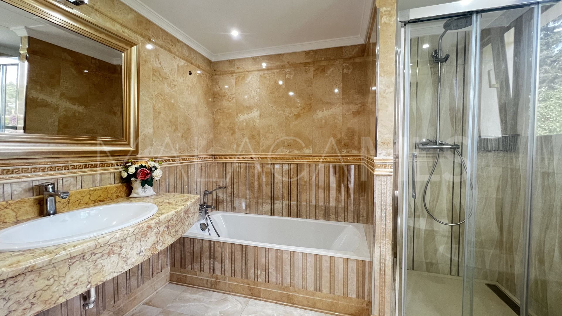 Villa for sale in Marbella Est