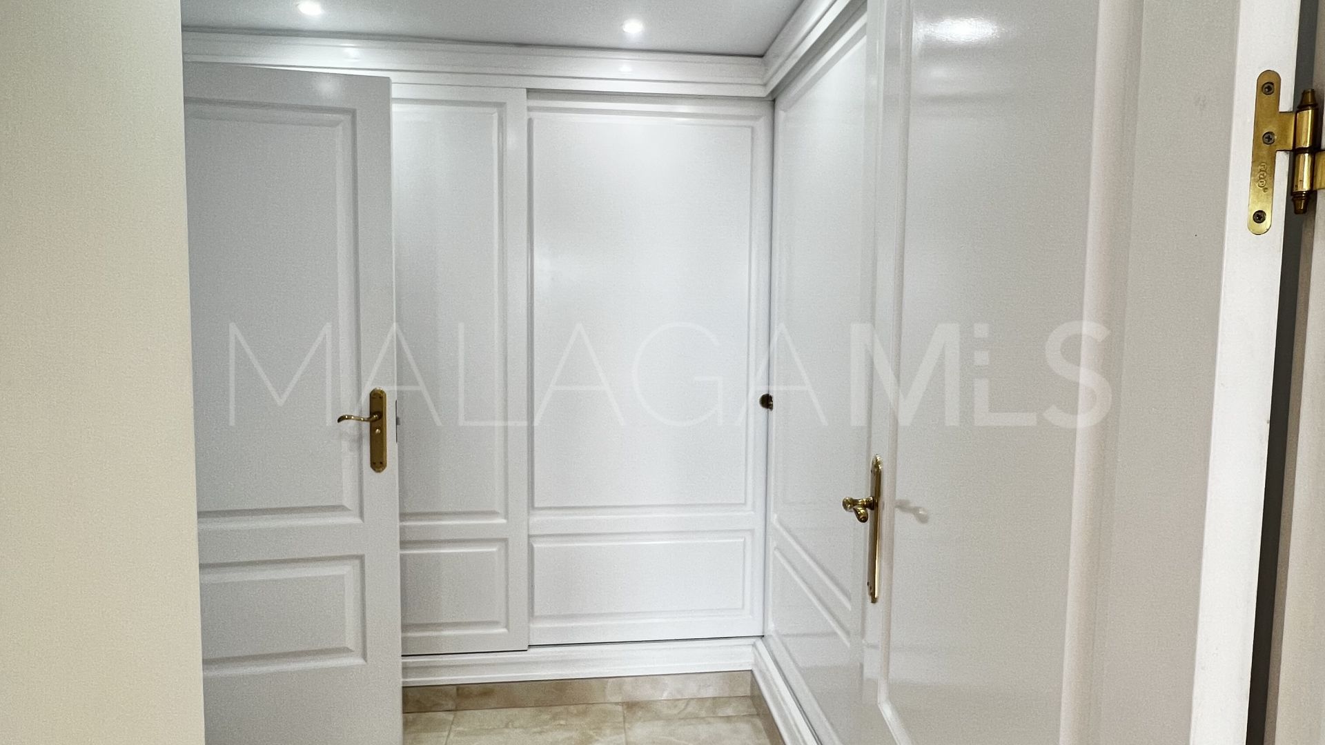 Villa for sale in Marbella Est