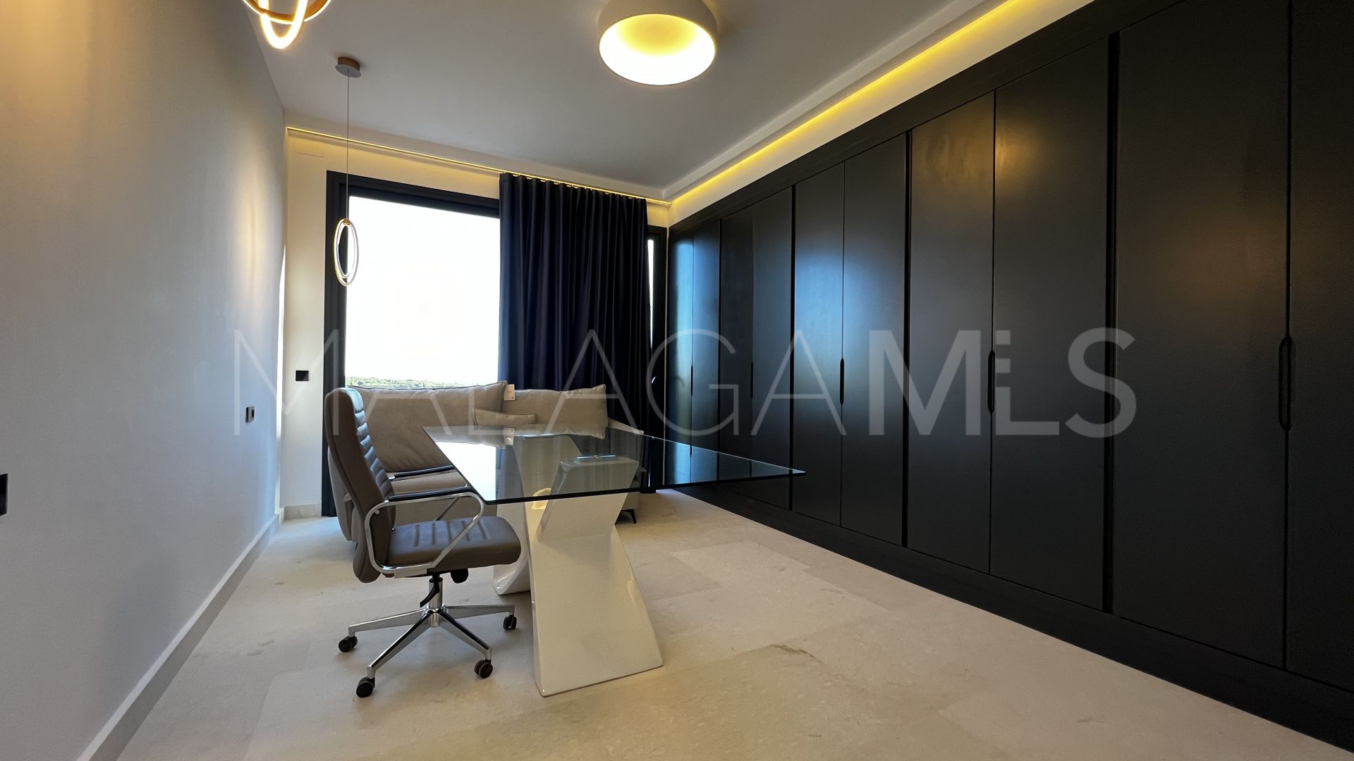 Villa for sale in Marbella Est