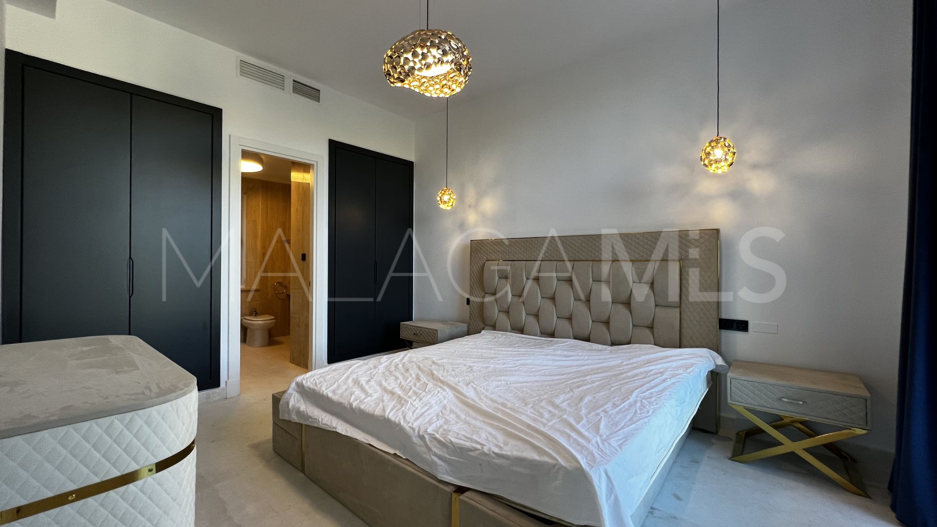 Villa for sale in Marbella Est