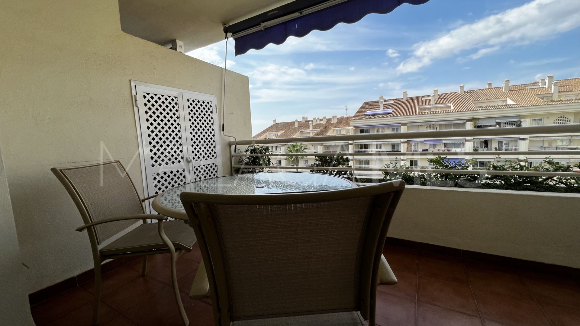 For sale duplex penthouse with 3 bedrooms in Costa Nagüeles II