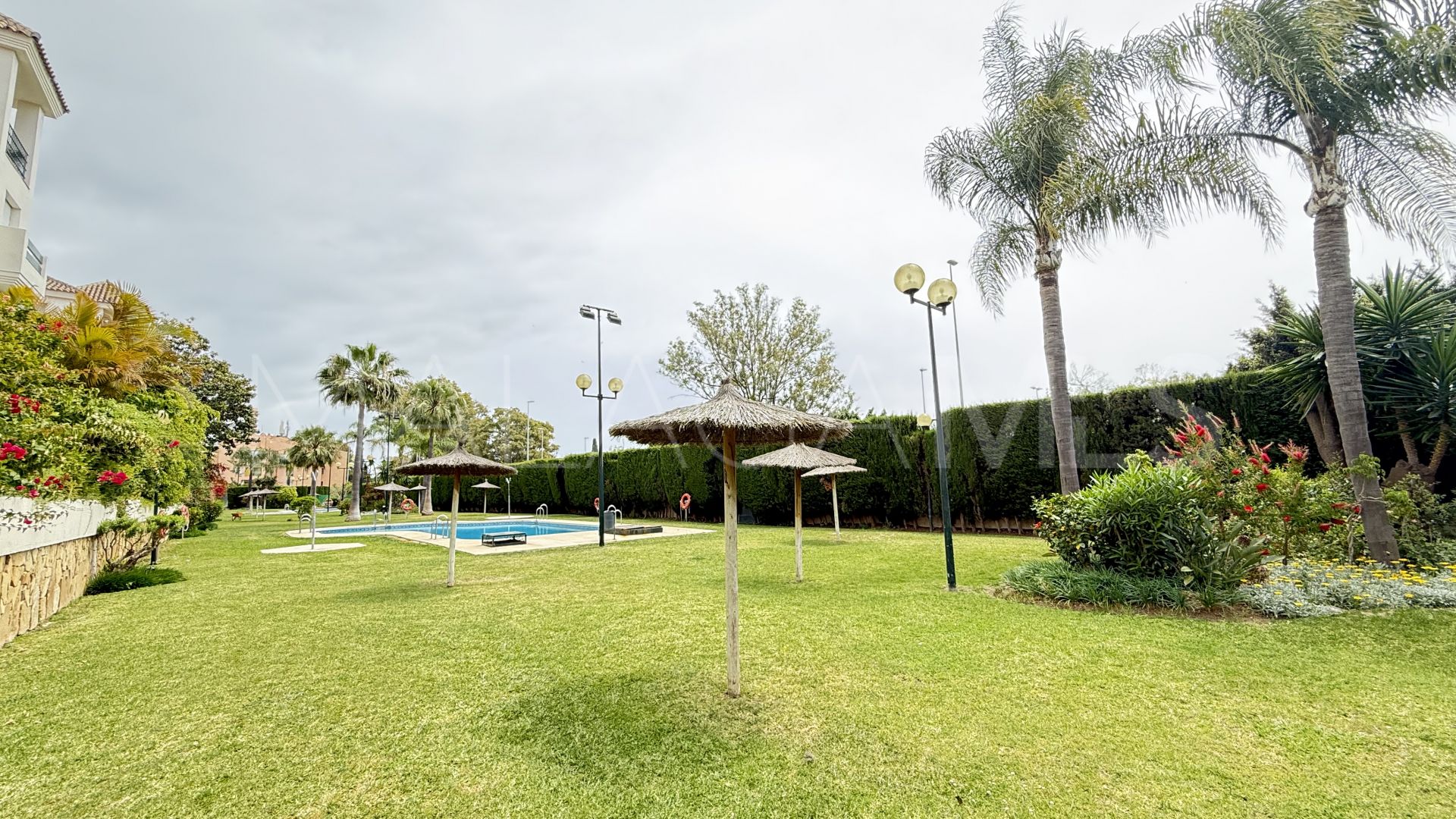 Appartement rez de chaussée for sale in Nueva Andalucia
