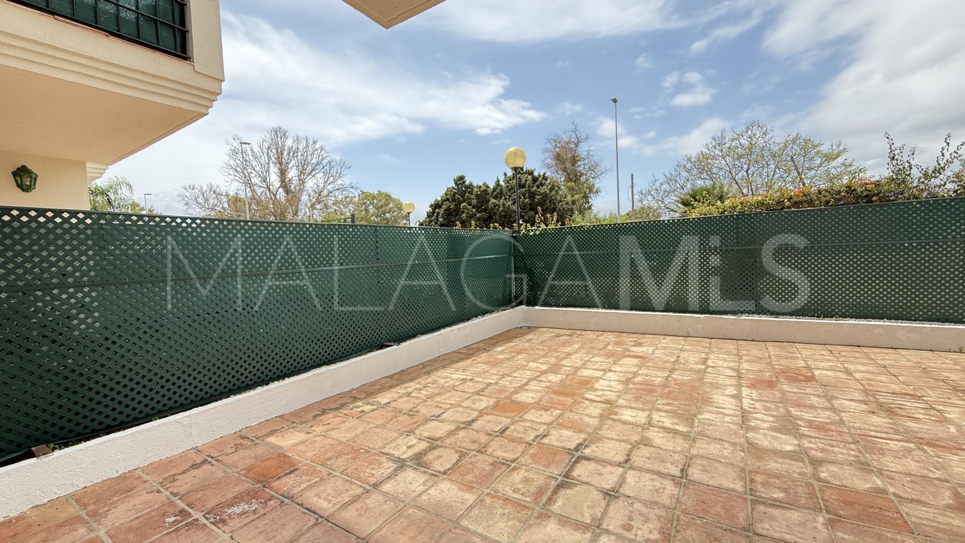 Appartement rez de chaussée for sale in Nueva Andalucia