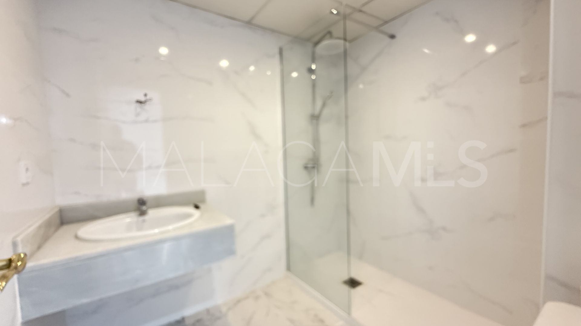 Appartement rez de chaussée for sale in Nueva Andalucia