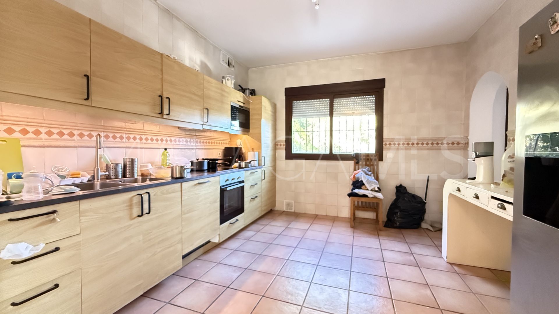 Villa for sale in Guadalmina Baja