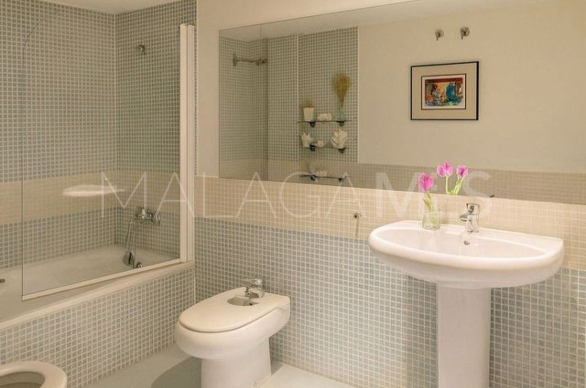 Lägenhet for sale in Guadalmina Baja