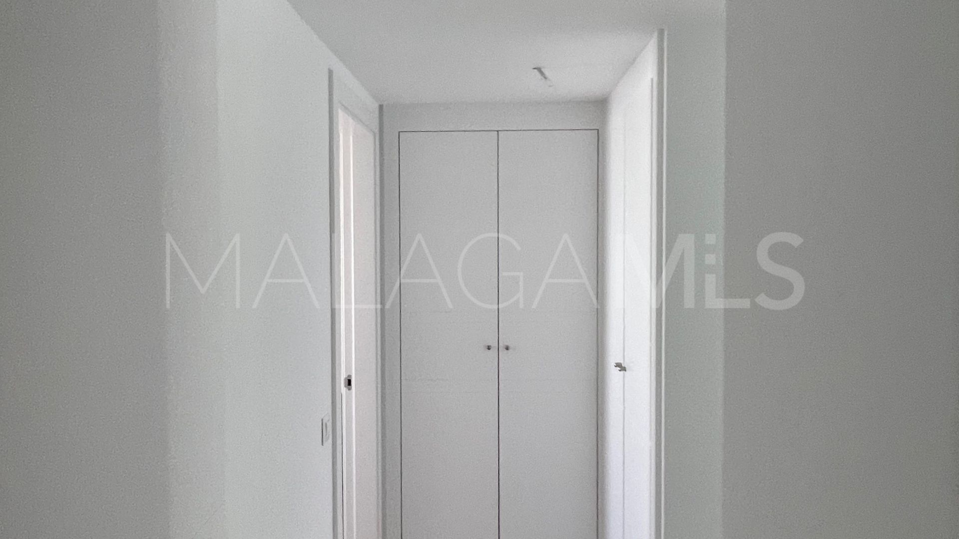 Lägenhet for sale in Nueva Andalucia