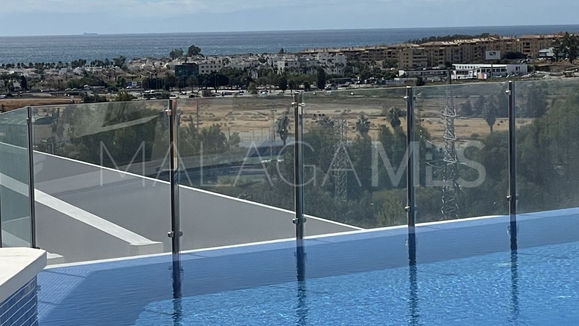 Lägenhet for sale in Nueva Andalucia