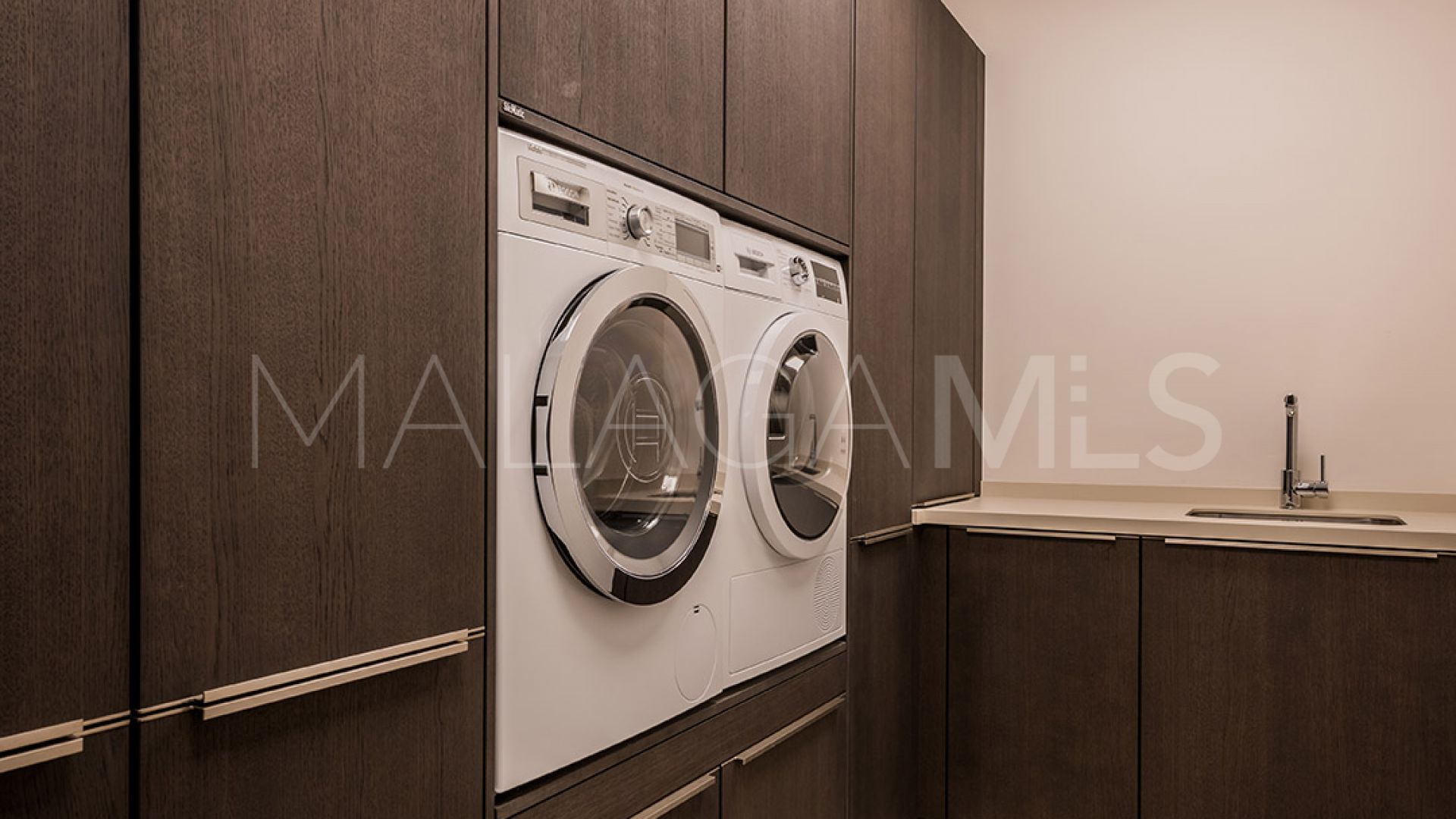 Villa for sale in Los Flamingos Golf