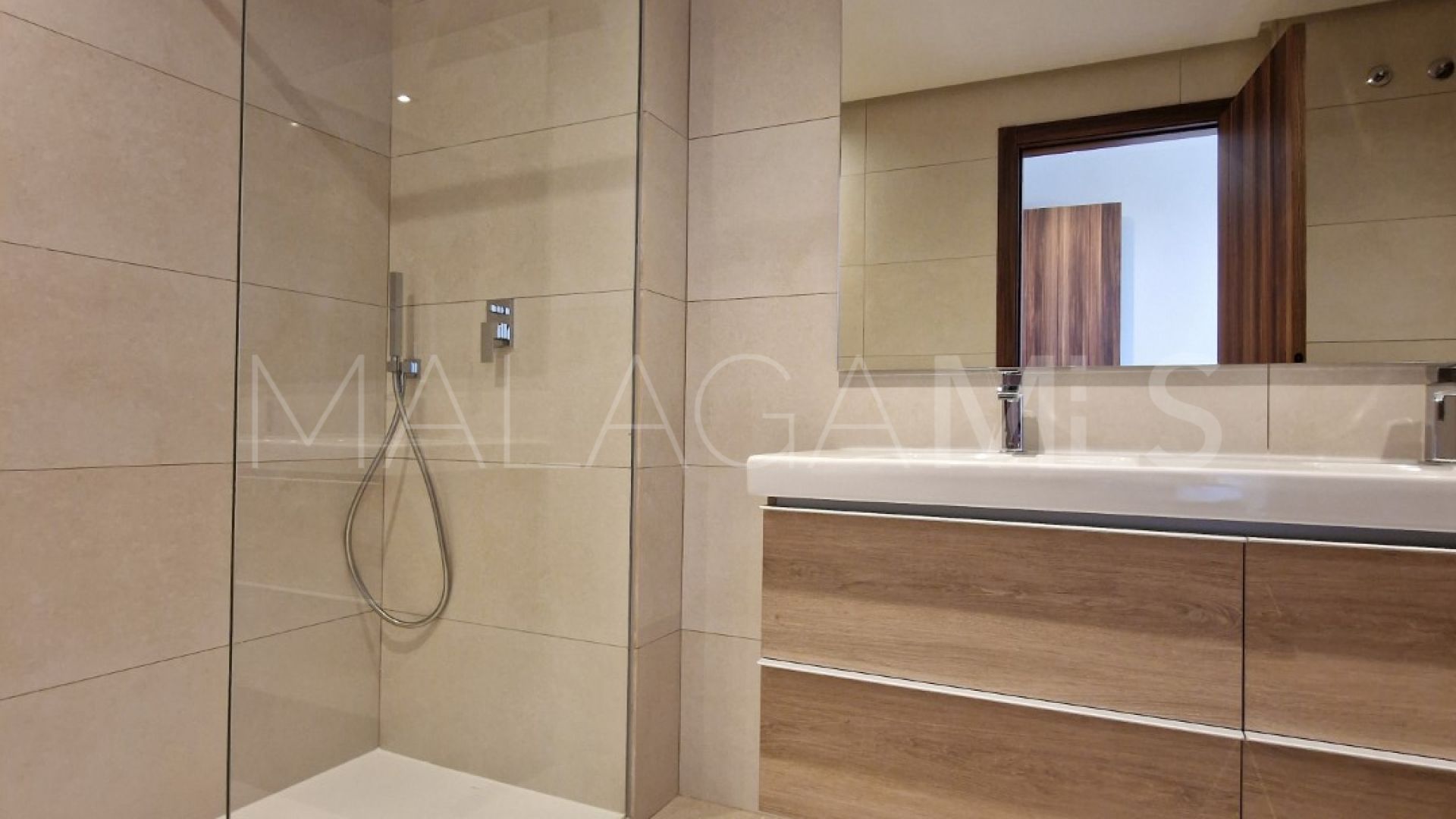 Apartment for sale in Nueva Andalucia