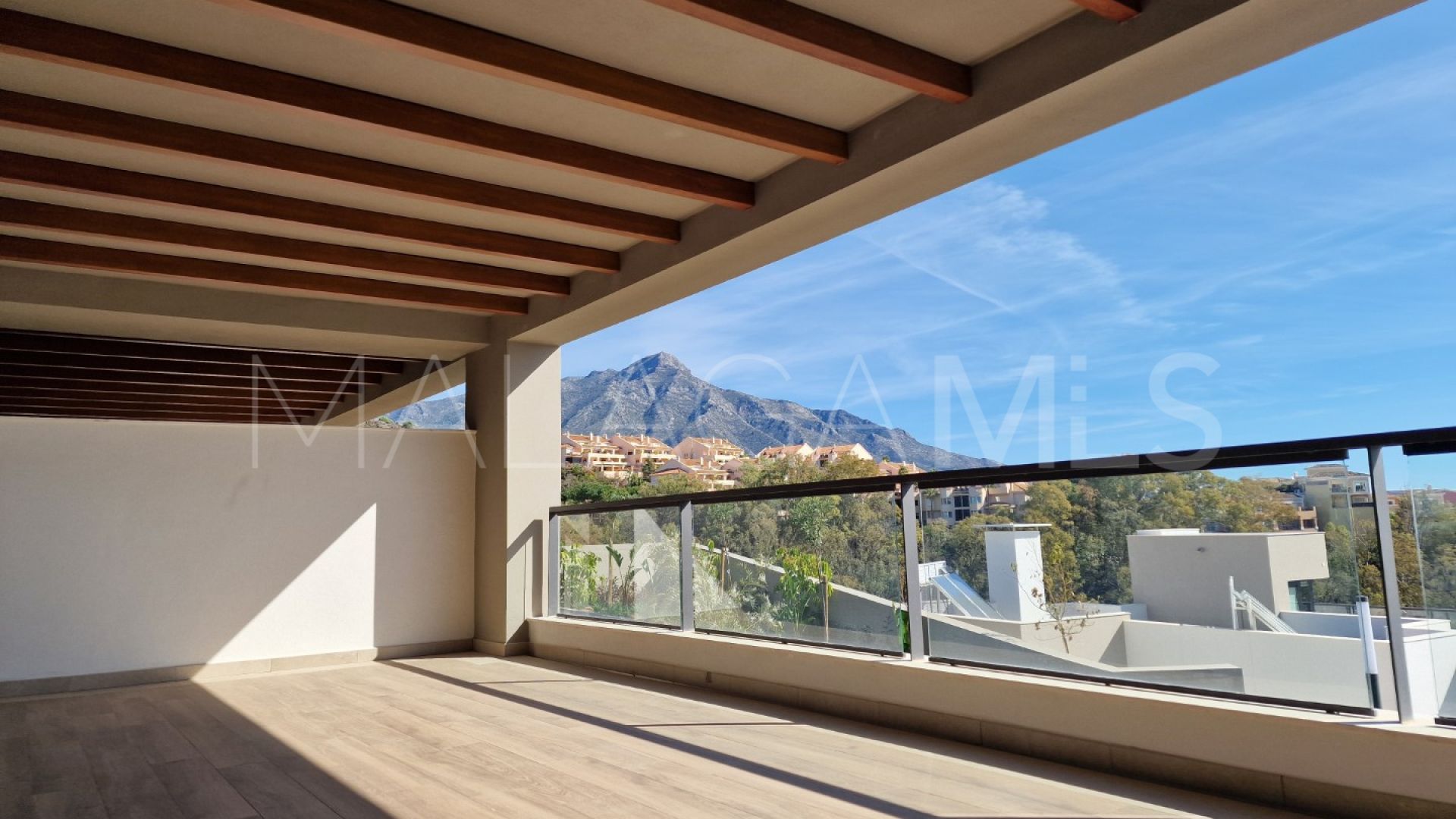 Apartment for sale in Nueva Andalucia