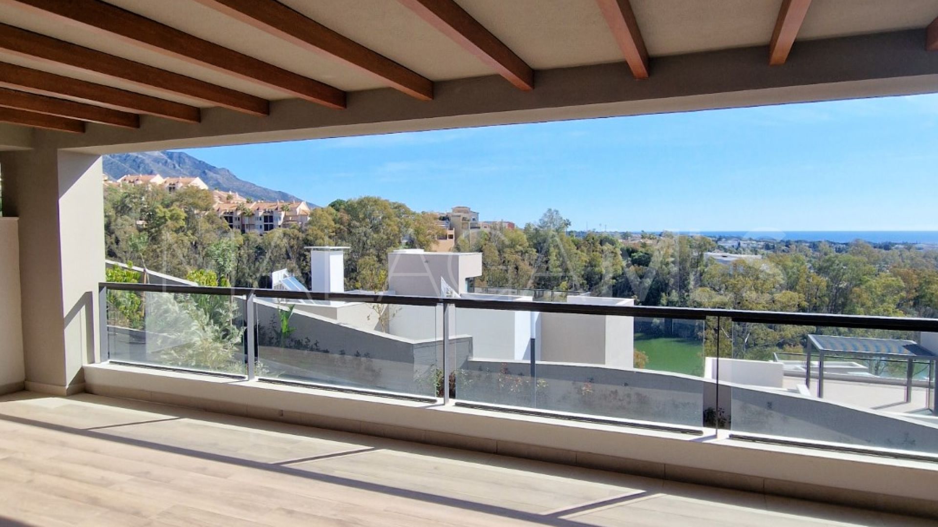 Apartment for sale in Nueva Andalucia