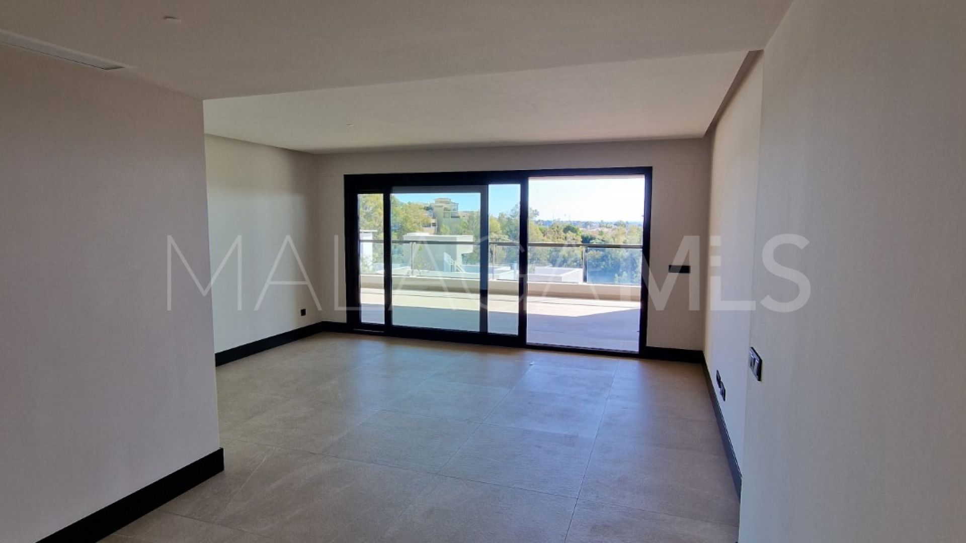 Apartment for sale in Nueva Andalucia