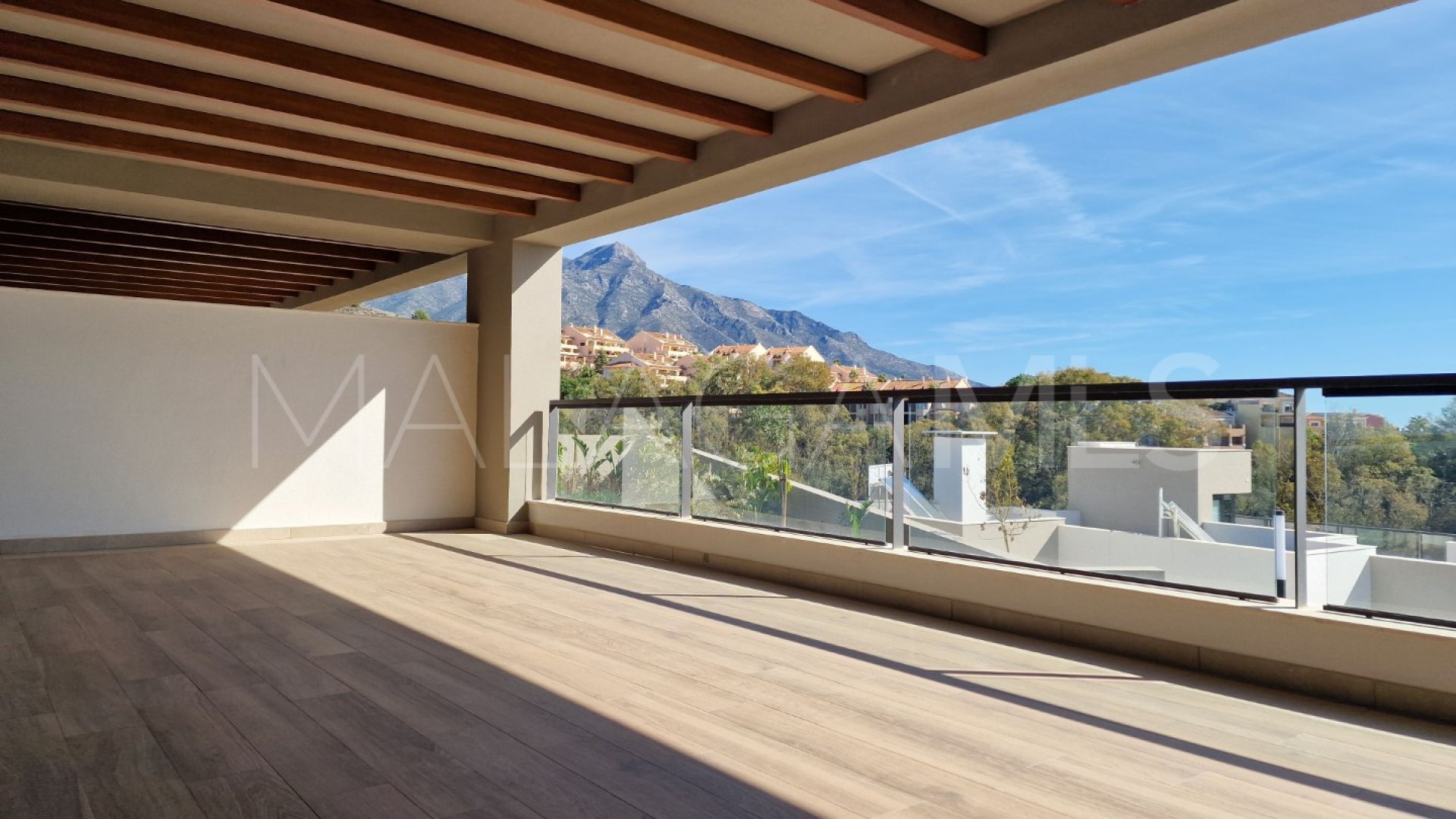 Apartment for sale in Nueva Andalucia
