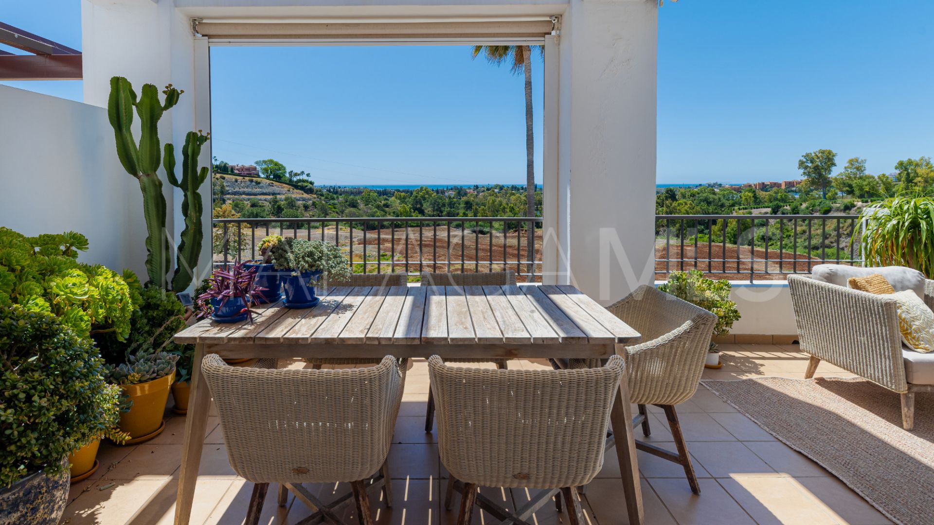 For sale 2 bedrooms penthouse in Los Arqueros