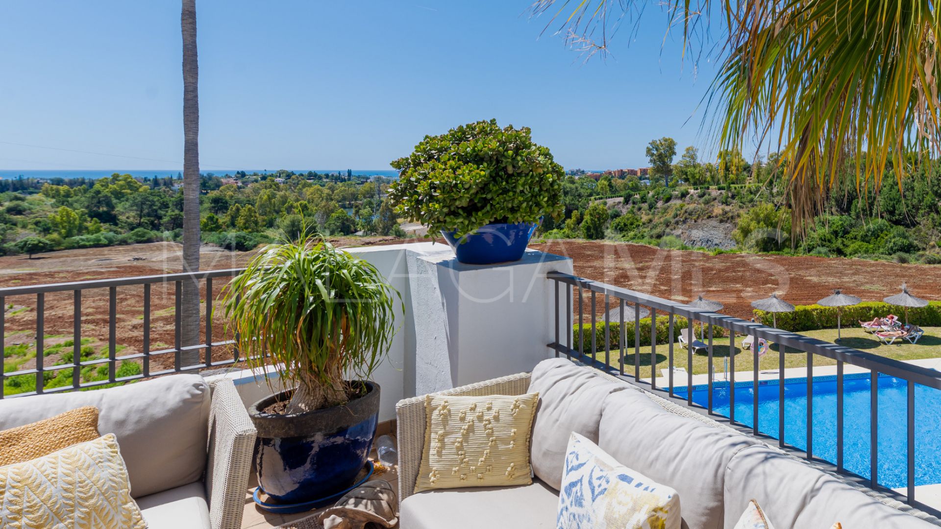 For sale 2 bedrooms penthouse in Los Arqueros