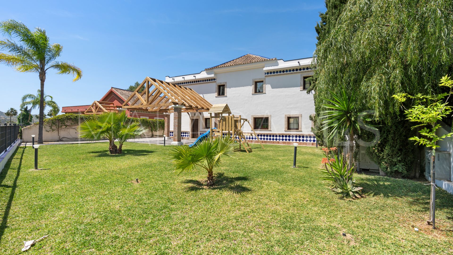 Villa for sale in Mijas Golf