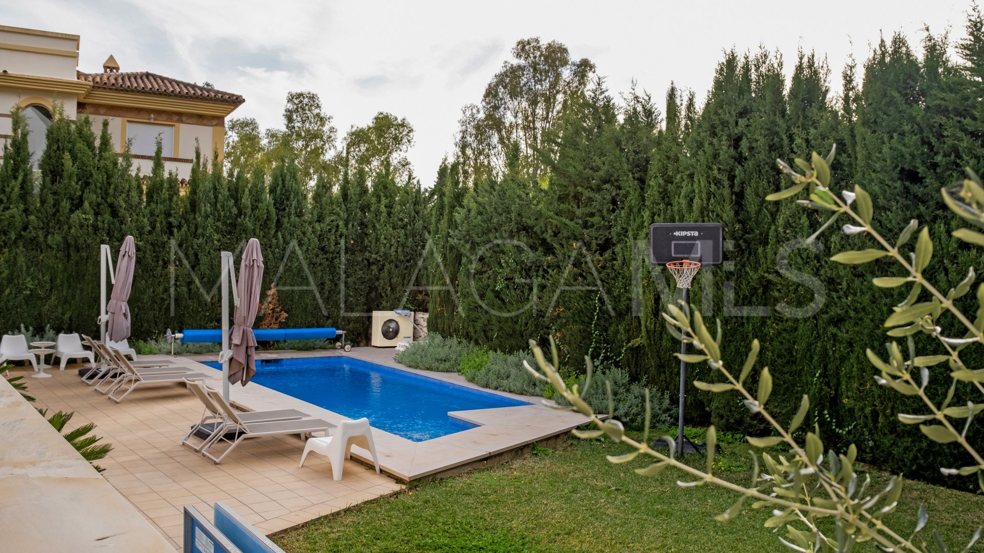 Villa for sale in Las Lomas de Mijas