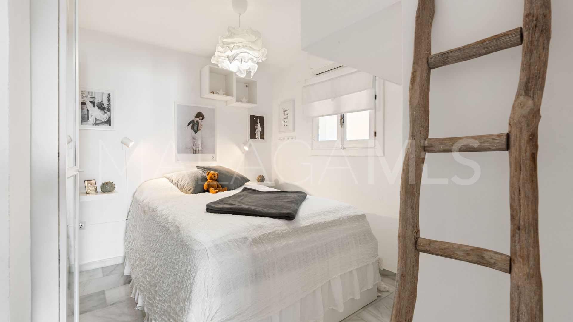 Se vende apartamento de 5 bedrooms in Fuengirola